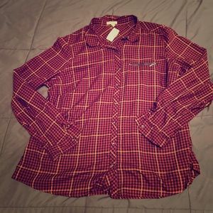 Women’s shirt